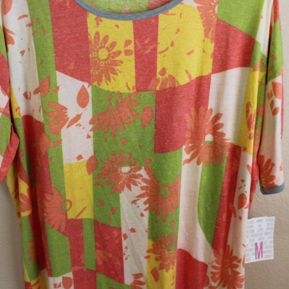 LuLaRoe Irma Tunic Size M - Picture 3 of 3